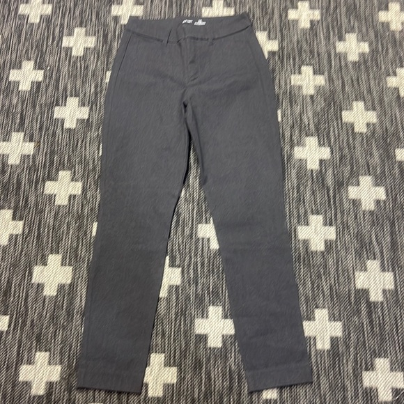 Old Navy Pants - Old Navy Size 2 Pixie High Rise Pants Charcoal Gray